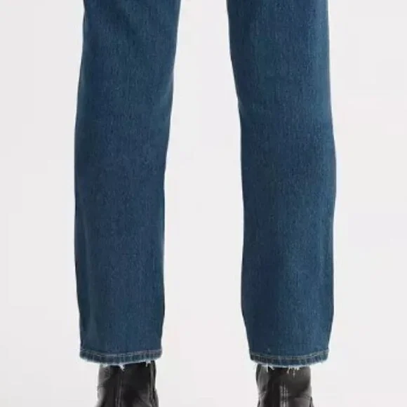 Levi's - Picture 4 of 4